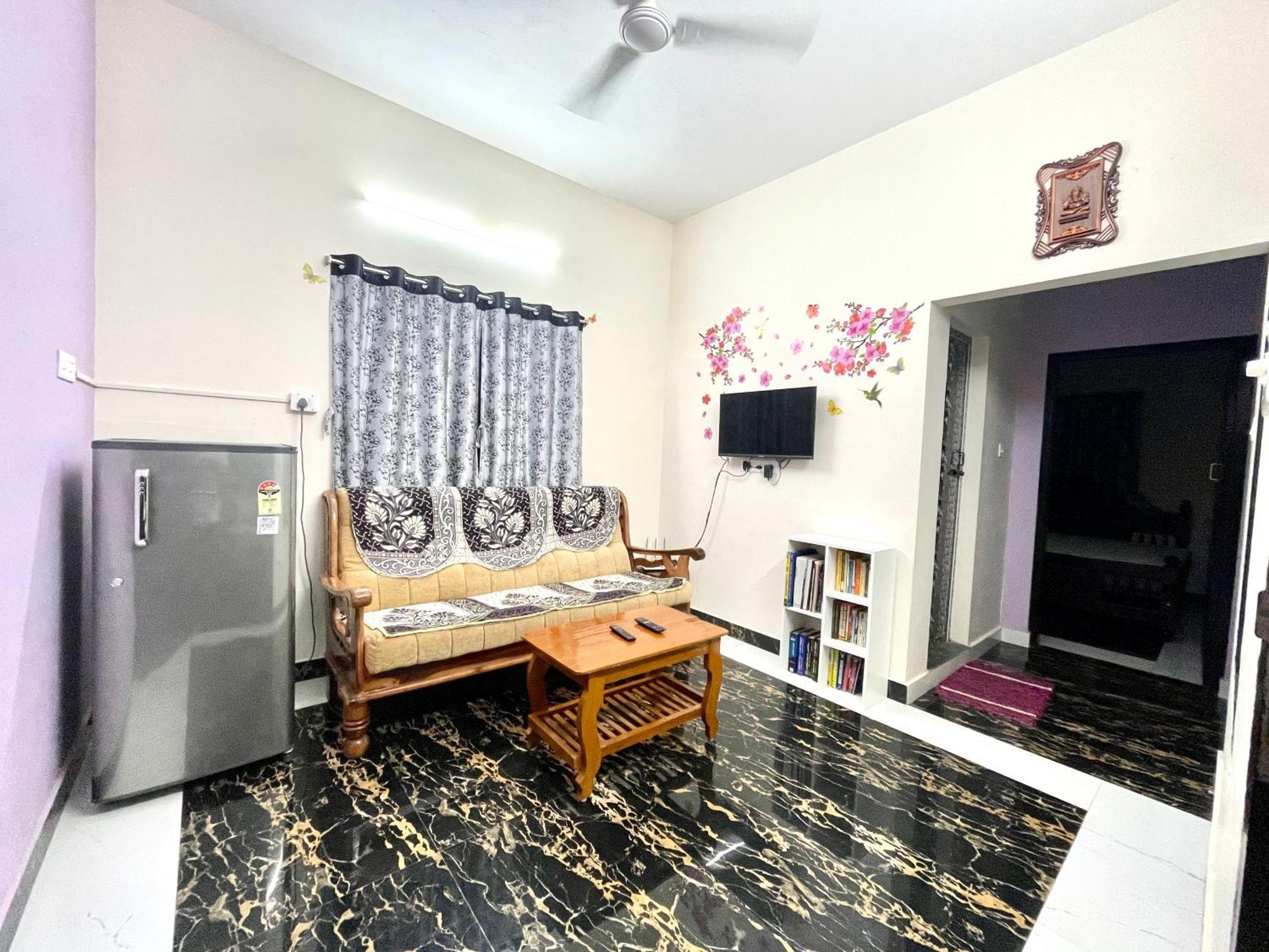 Tamizh Nest - தமிழ்க்குடில் Villa Kanyakumari Exteriör bild