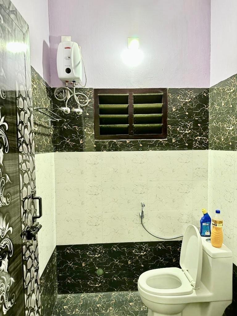 Tamizh Nest - தமிழ்க்குடில் Villa Kanyakumari Exteriör bild